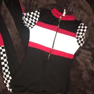 Super cute Jumpsuit !! Size: Medium